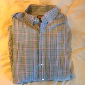 Vineyard Vines size large mens button down shirt